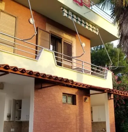 Pensión Alliaj Vlorë